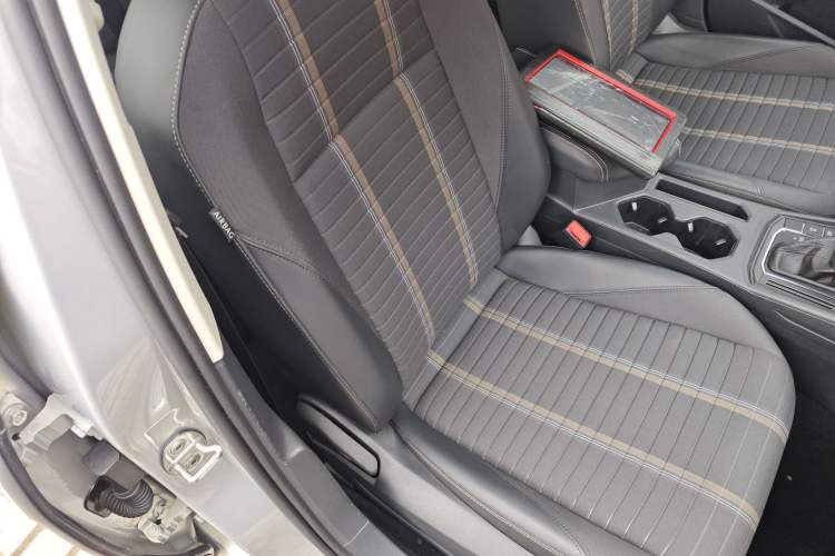 Used Volkswagen Lavida 2021 1.5L Automatic Vision Edition Right Front Seat