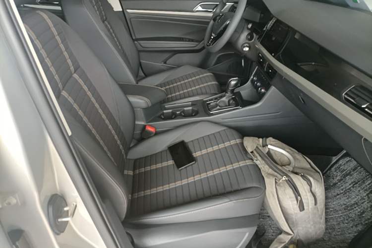 Used Volkswagen Lavida 2021 280TSI DSG Comfort Edition Right Front Seat