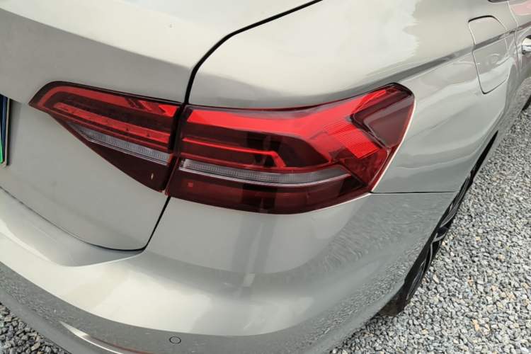 Used Volkswagen Lavida 2021 280TSI DSG Luxury Edition Right Rear Taillight