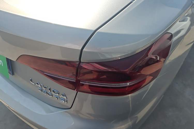 Used Volkswagen Lavida 2021 280TSI DSG Comfort Edition Right Rear Taillight