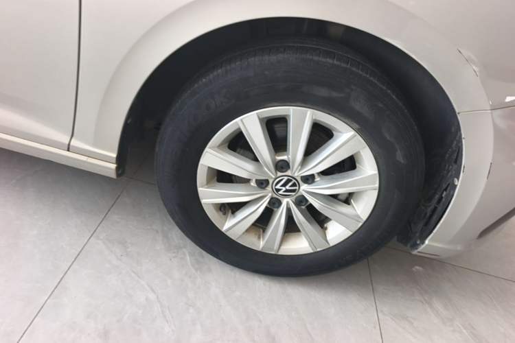 Used Volkswagen Lavida 2021 1.5L Automatic Fashion Edition Right Rear Wheel Hub