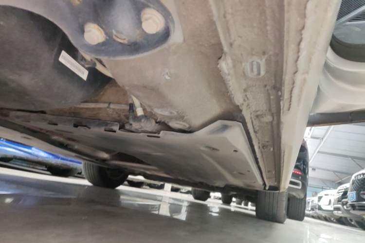 Used Volkswagen Lavida 2021 1.5L Automatic Comfort Edition Right Side Sill
