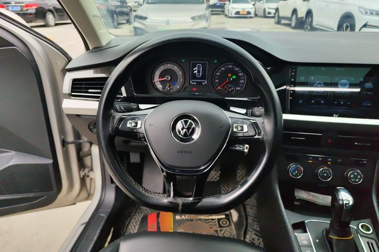 Used Volkswagen Lavida 2021 1.5L Automatic Comfort Edition Steering Wheel