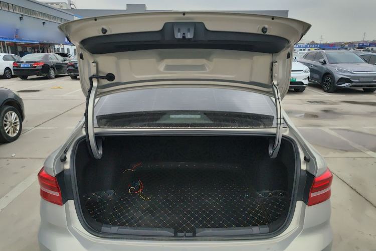 Used Volkswagen Lavida 2021 1.5L Automatic Comfort Edition Trunk