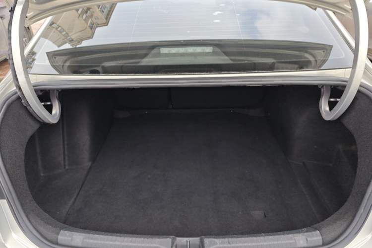 Used Volkswagen Lavida 2021 1.5L Automatic Vision Edition Trunk