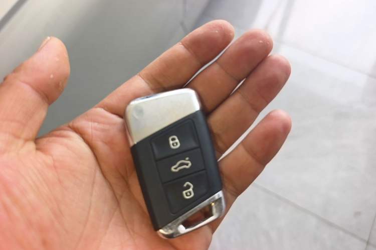 Used Volkswagen Lavida 2021 1.5L Automatic Fashion Edition Vehicle Key