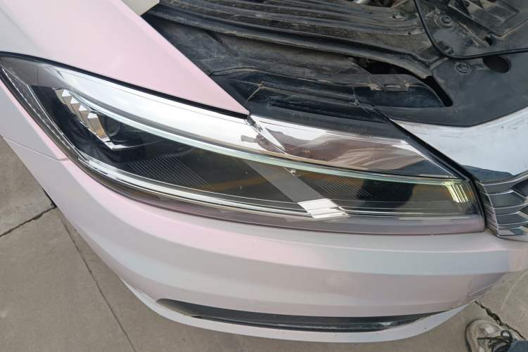 Used Volkswagen Lavida 2021 280TSI DSG Luxury Edition Right Front Headlight