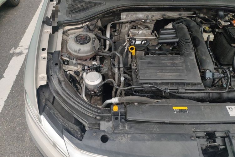 Used Volkswagen Lavida 2021 280TSI DSG Comfort Edition Engine Bay Right