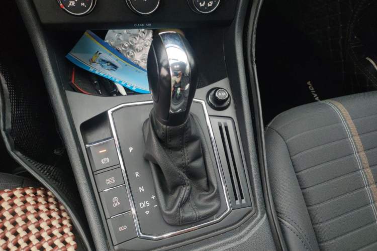 Used Volkswagen Lavida 2021 280TSI DSG Comfort Edition Gear Lever