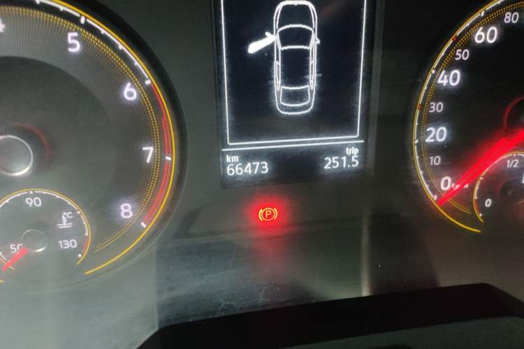 Used Volkswagen Lavida 2021 280TSI DSG Comfort Edition Odometer Close Up