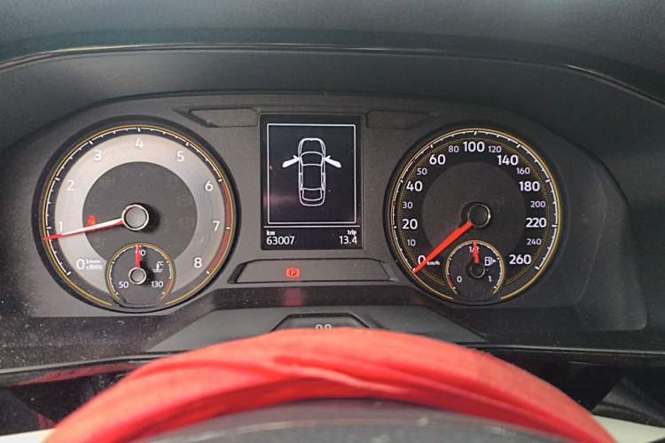 Used Volkswagen Lavida 2021 1.5L Manual Comfort Edition Odometer Close Up