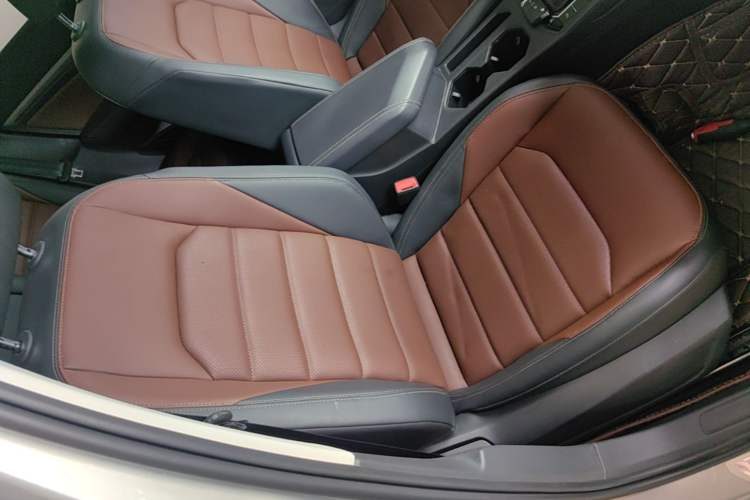 Used Volkswagen Lavida 2021 280TSI DSG Luxury Edition Right Front Seat