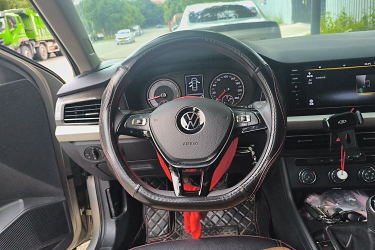 Used Volkswagen Lavida 2021 1.5L Manual Comfort Edition Steering Wheel