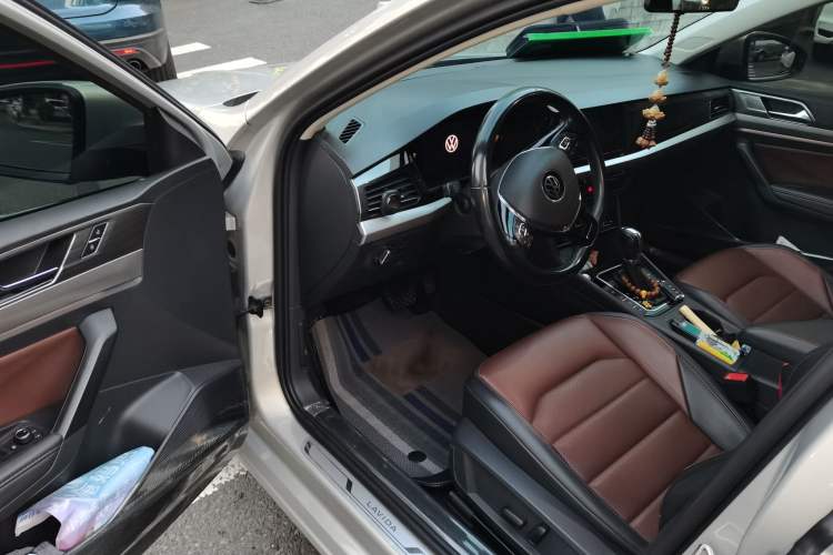 Used Volkswagen Lavida 2021 280TSI DSG Luxury Edition Driver Seat