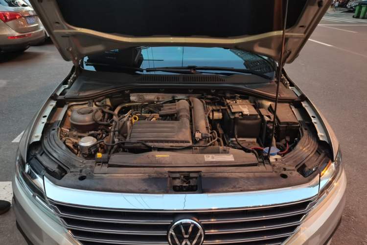 Used Volkswagen Lavida 2021 280TSI DSG Luxury Edition Engine Bay