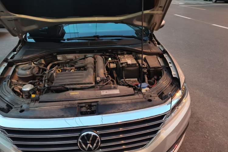 Used Volkswagen Lavida 2021 280TSI DSG Luxury Edition Engine Bay Left