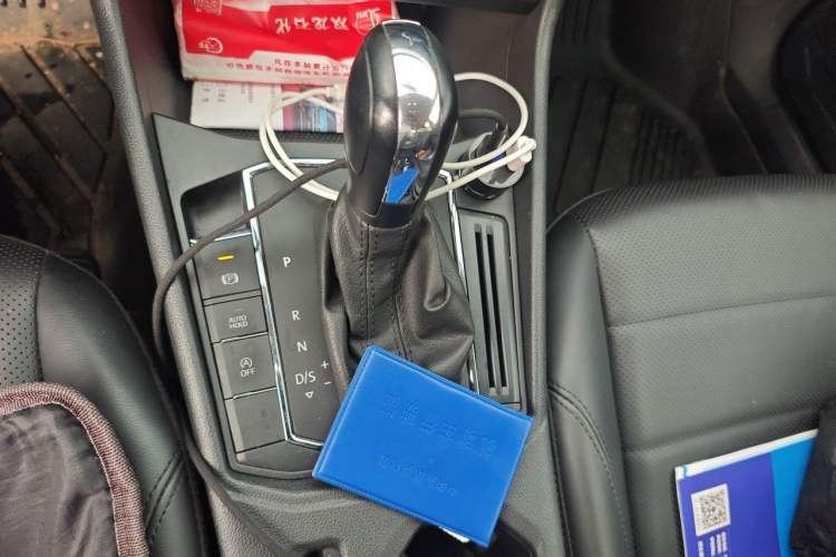 Used Volkswagen Lavida 2021 1.5L Automatic Comfort Edition Gear Lever