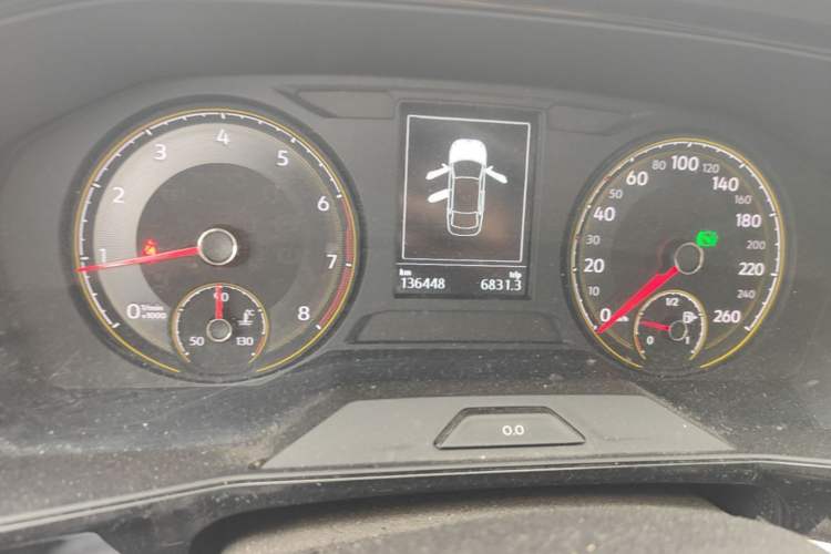 Used Volkswagen Lavida 2021 280TSI DSG Comfort Edition Odometer Close Up