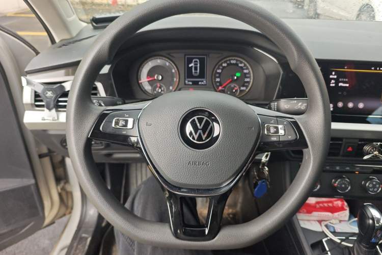 Used Volkswagen Lavida 2021 1.5L Automatic Comfort Edition Steering Wheel