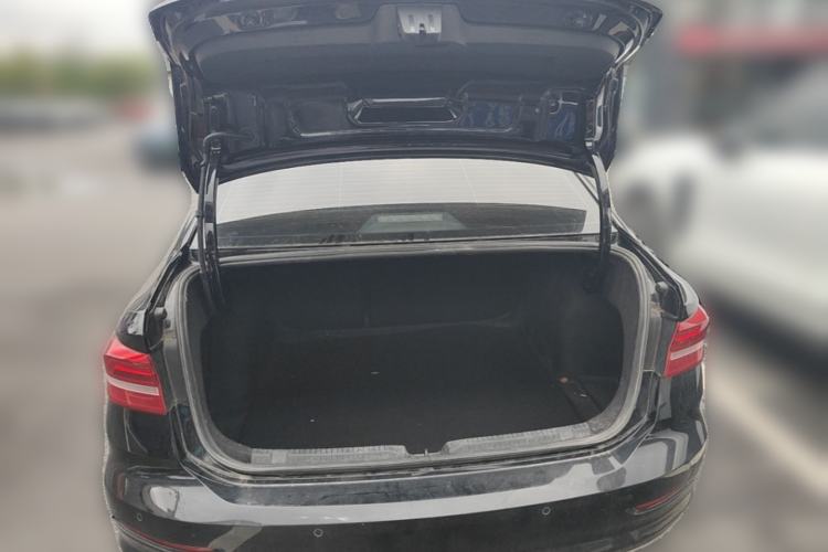 Used Volkswagen Lavida 2021 280TSI DSG Comfort Edition Trunk