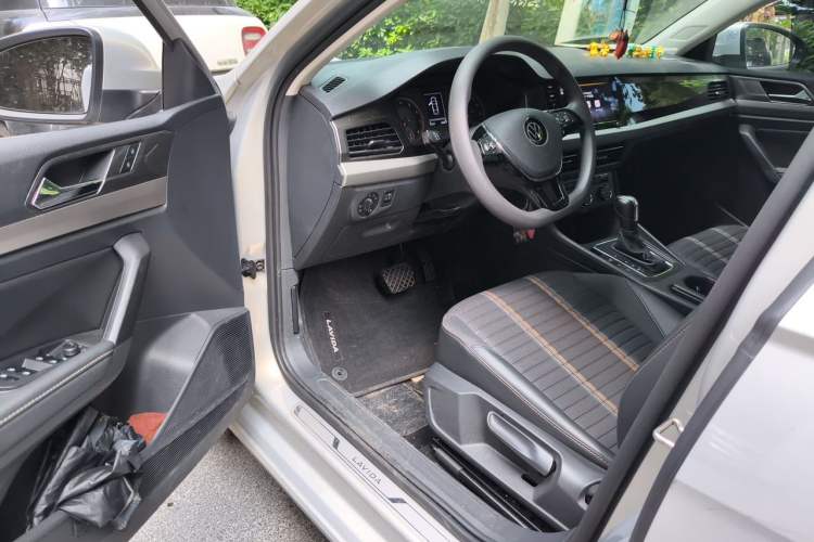 Used Volkswagen Lavida 2021 1.5L Automatic Vision Edition Driver Seat