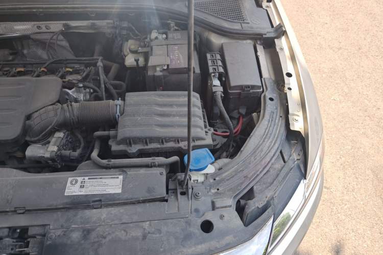 Used Volkswagen Lavida 2021 1.5L Automatic Comfort Edition Engine Bay Left
