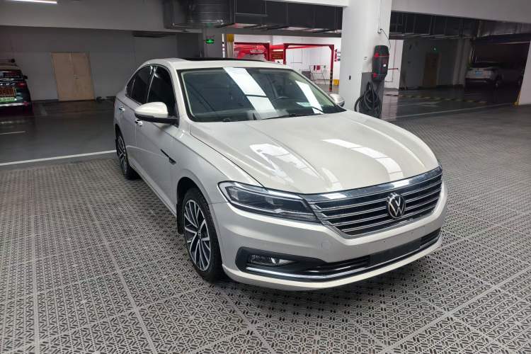 Used Volkswagen Lavida 2021 280TSI DSG Luxury Edition Exterior 2