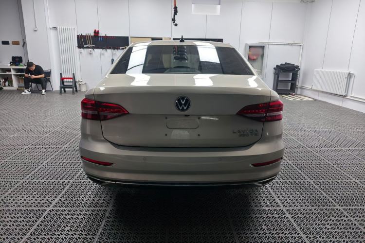 Used Volkswagen Lavida 2021 280TSI DSG Luxury Edition Exterior 4