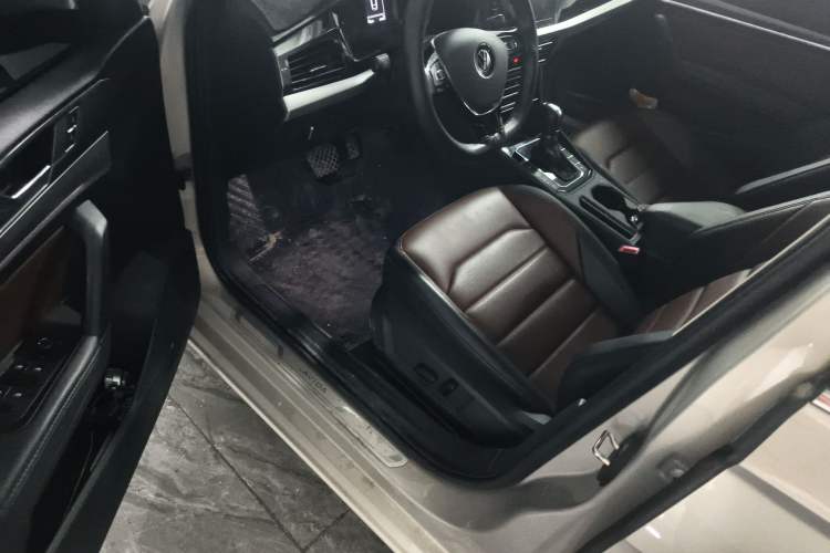 Used Volkswagen Lavida 2021 280TSI DSG Luxury Edition Left Front Seat