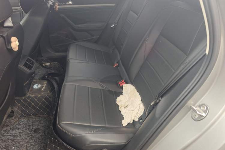 Used Volkswagen Lavida 2021 1.5L Automatic Comfort Edition Left Rear Seat