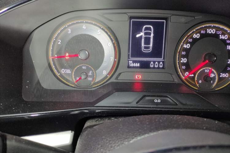 Used Volkswagen Lavida 2021 1.5L Automatic Comfort Edition Odometer Close Up