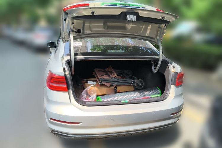 Used Volkswagen Lavida 2021 1.5L Automatic Vision Edition Trunk