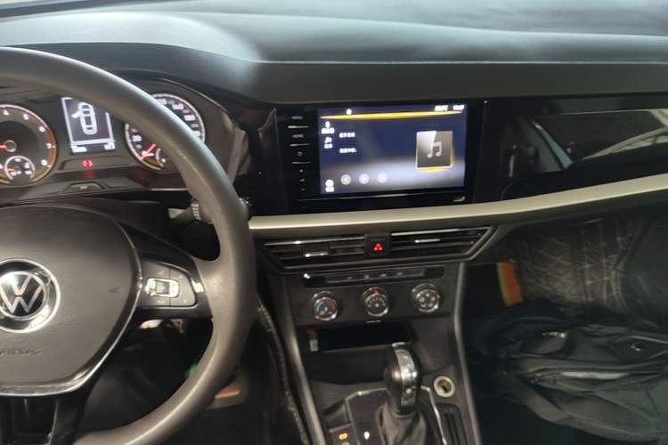 Used Volkswagen Lavida 2021 280TSI DSG Comfort Edition Audio And AC Panel