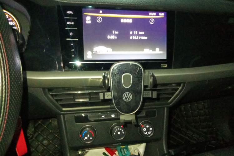 Used Volkswagen Lavida 2021 280TSI DSG Comfort Edition Audio And AC Panel