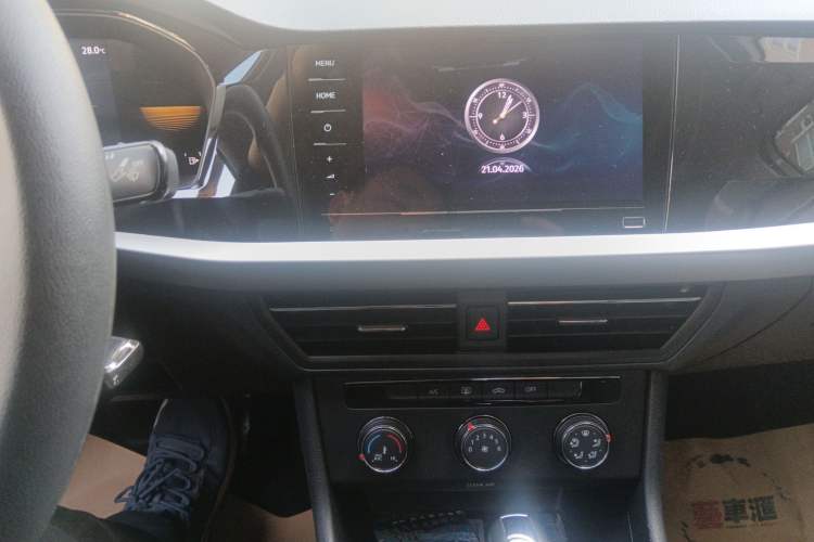 Used Volkswagen Lavida 2021 1.5L Automatic Comfort Edition Audio And AC Panel