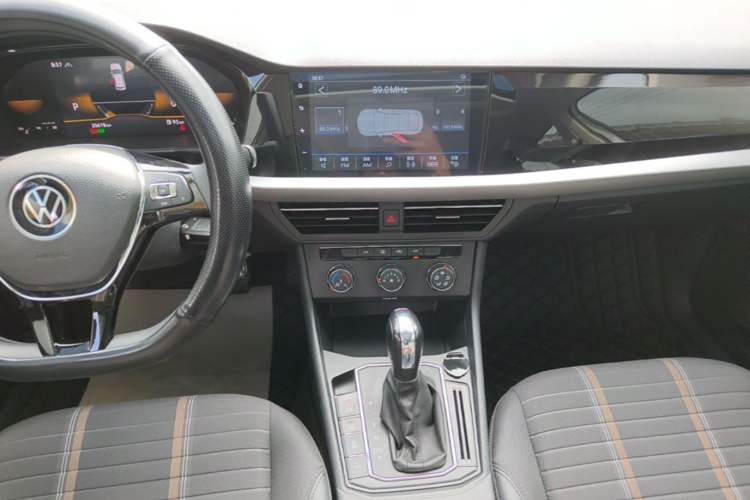 Used Volkswagen Lavida 2021 280TSI DSG Comfort Edition Audio And AC Panel