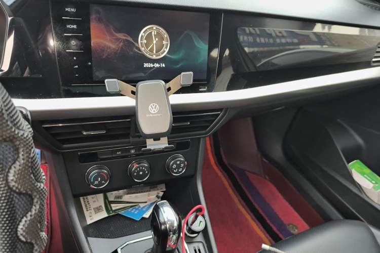 Used Volkswagen Lavida 2021 1.5L Automatic Vision Edition Audio And AC Panel