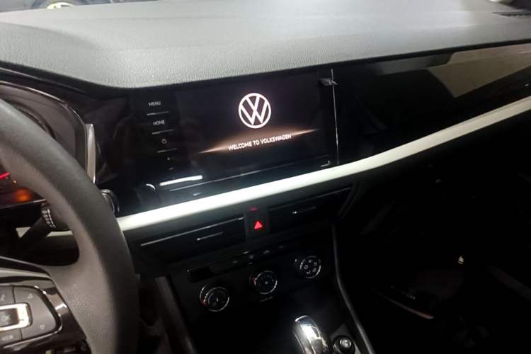 Used Volkswagen Lavida 2021 280TSI DSG Comfort Edition Audio And AC Panel