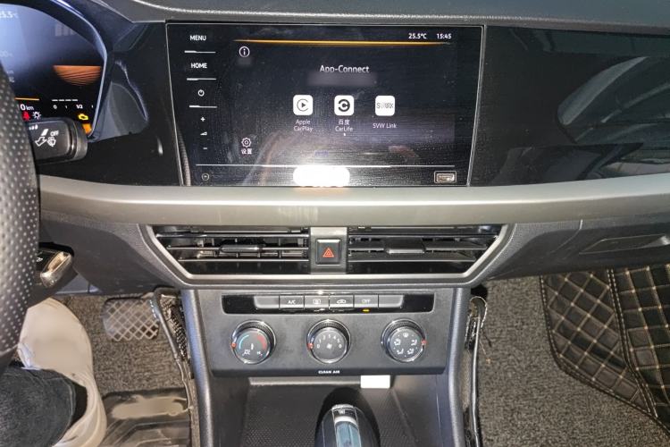 Used Volkswagen Lavida 2021 1.5L Automatic Comfort Edition Audio And AC Panel