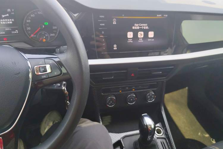 Used Volkswagen Lavida 2021 280TSI DSG Comfort Edition Audio And AC Panel