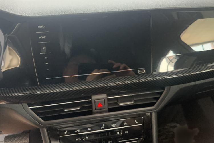 Used Volkswagen Lavida 2021 280TSI DSG Comfort Edition Audio And AC Panel