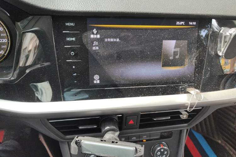 Used Volkswagen Lavida 2021 280TSI DSG Comfort Edition Audio And AC Panel