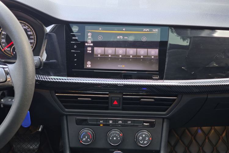Used Volkswagen Lavida 2021 280TSI DSG Comfort Edition Audio And AC Panel