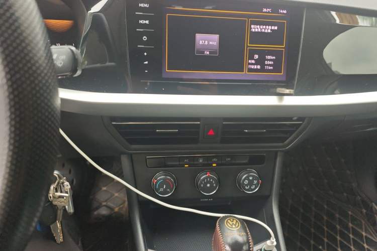 Used Volkswagen Lavida 2021 1.5L Automatic Comfort Edition Audio And AC Panel