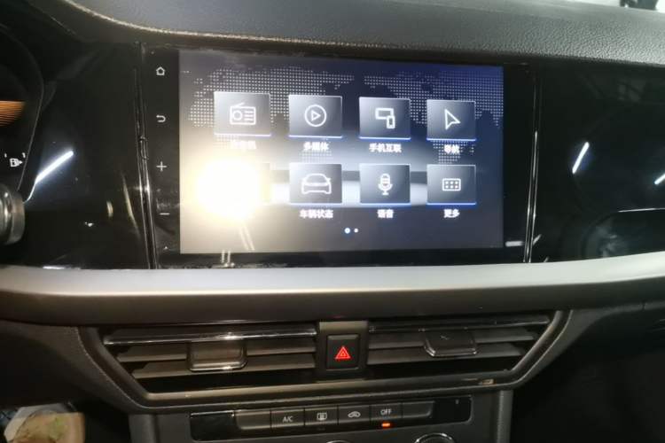 Used Volkswagen Lavida 2021 280TSI DSG Comfort Edition Audio And AC Panel
