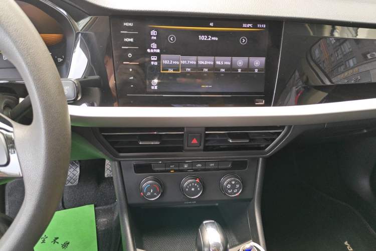 Used Volkswagen Lavida 2021 1.5L Automatic Comfort Edition Audio And AC Panel