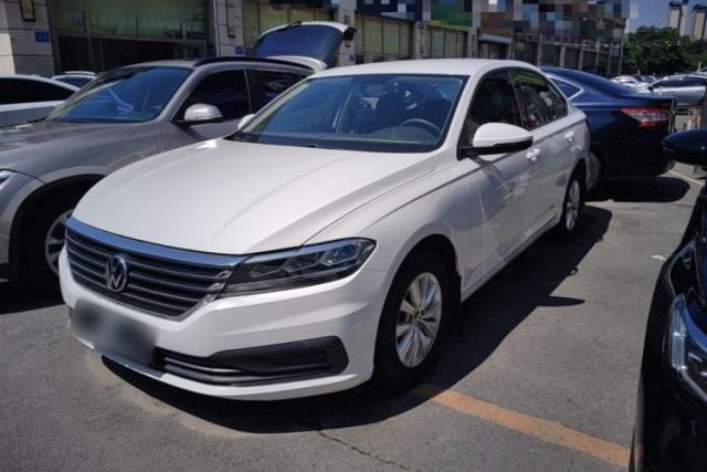 Volkswagen Lavida 2021 1.5L Automatic Fashion Edition usata