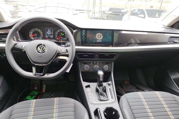 Used Volkswagen Lavida 2021 280TSI DSG Comfort Edition Center Console