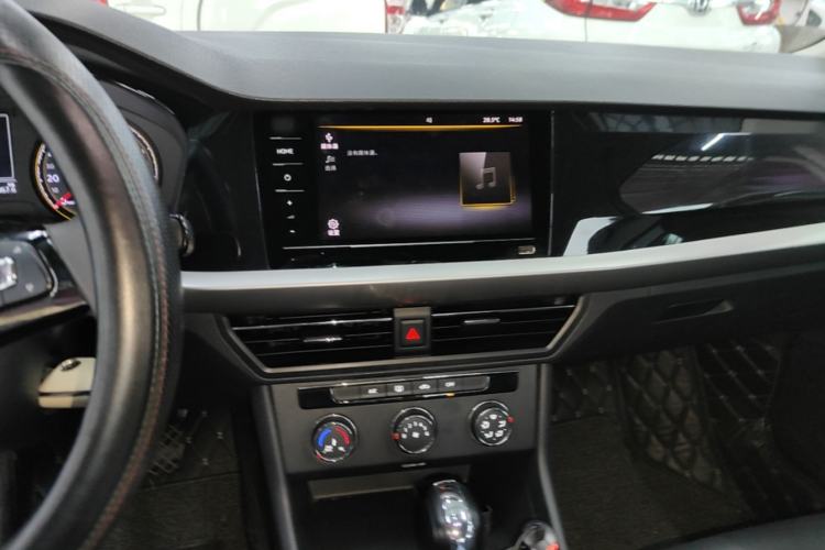 Used Volkswagen Lavida 2021 1.5L Automatic Comfort Edition Center Console
