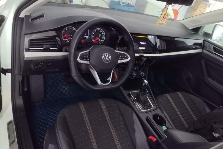 Used Volkswagen Lavida 2021 280TSI DSG Comfort Edition Center Console